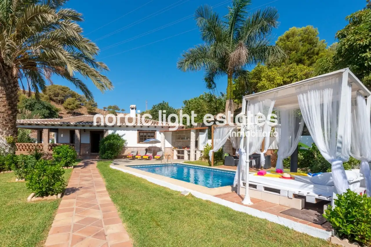 House with pool to rent in Frigiliana, imagen 2