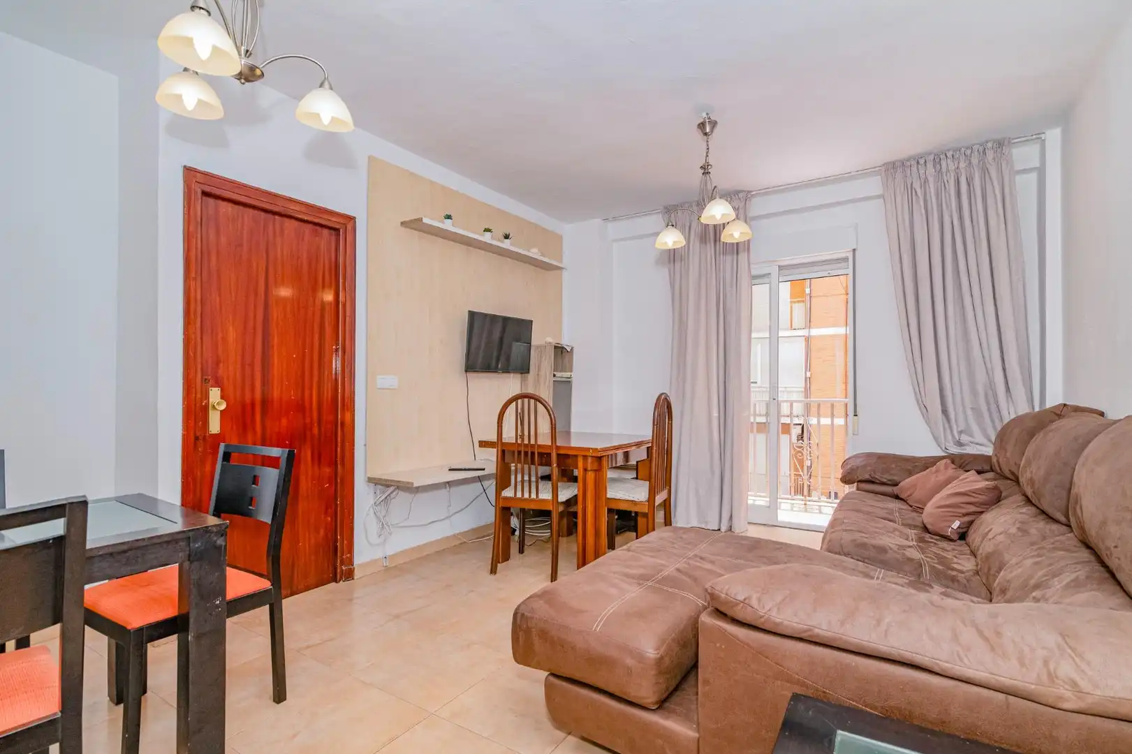 Piso con terraza en venta en Calle SOCRATES 20