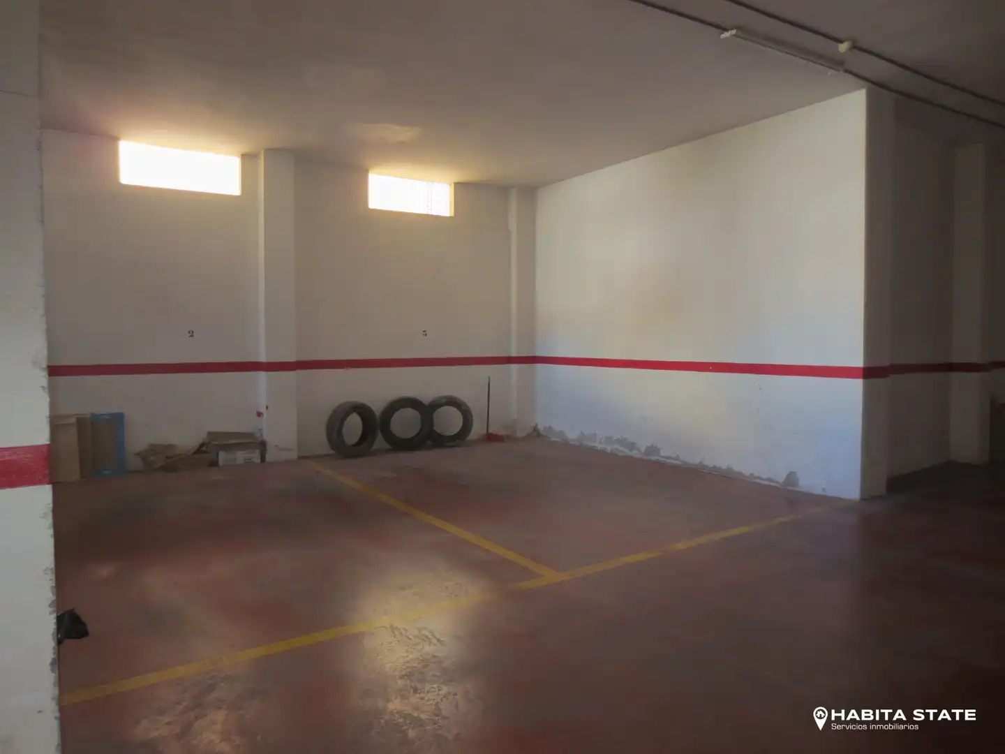 Aparcament de Garatge en venda en Almería
