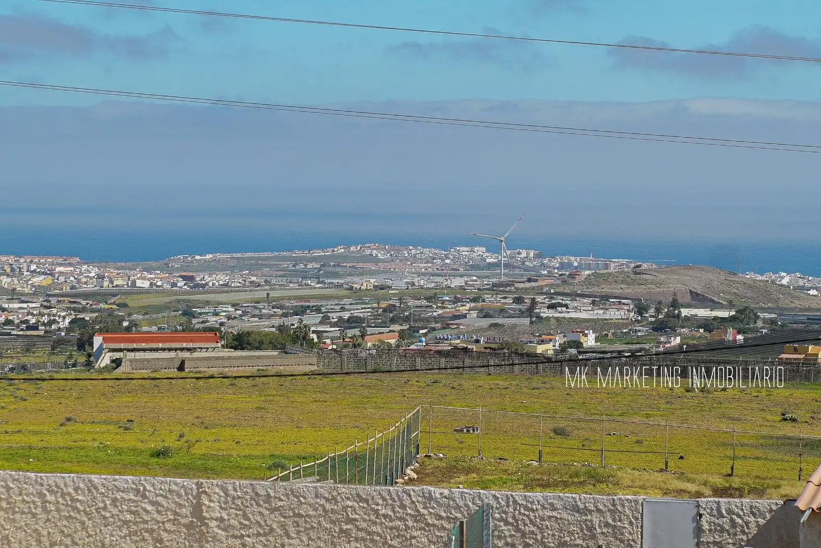 Vista exterior de Casa o xalet en venda en Telde amb Jardí privat, Terrassa i Traster