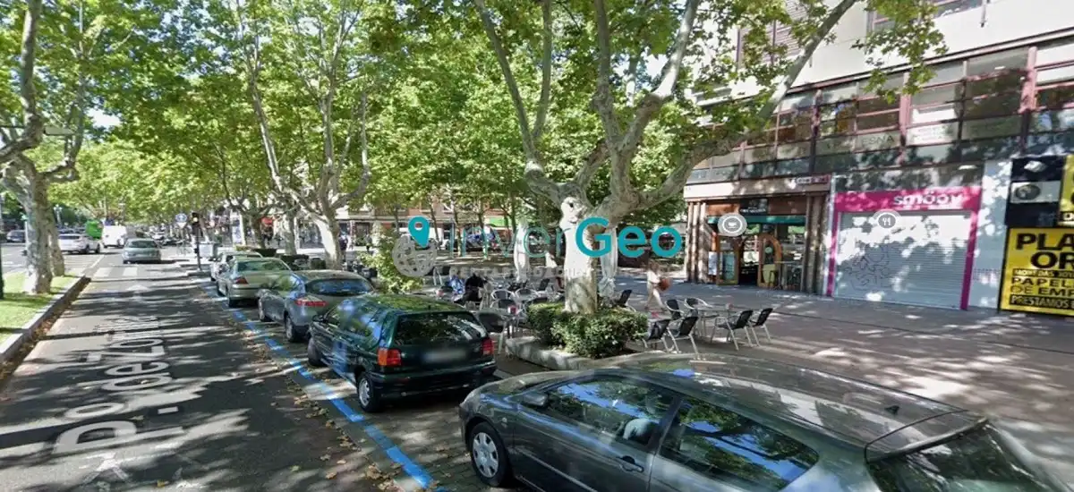 Vista exterior de Local en traspaso en Valladolid con Aire acondicionado, Calefacción y Amueblado