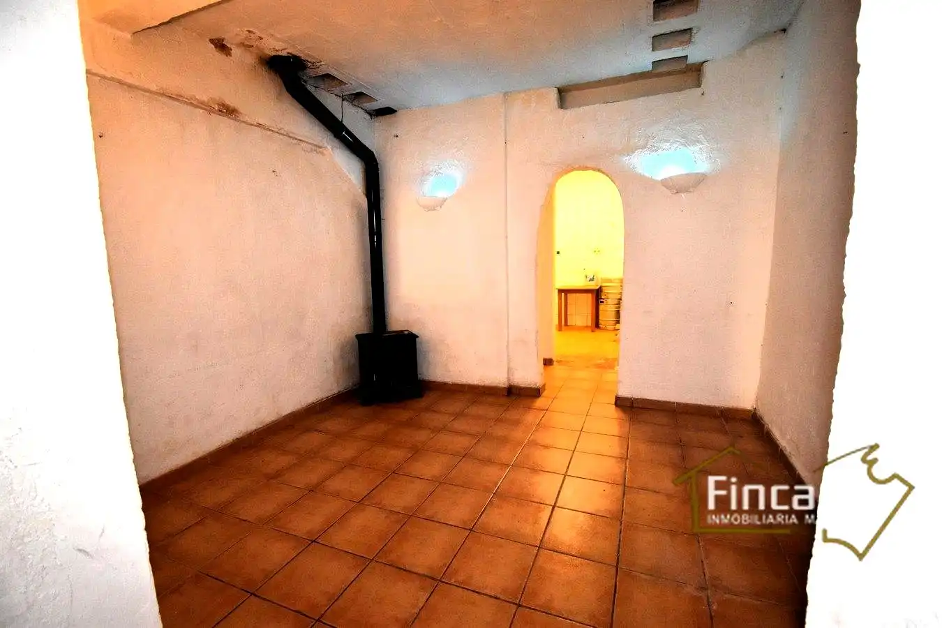 Commercial properties for sale in Manacor  with Air Conditioner