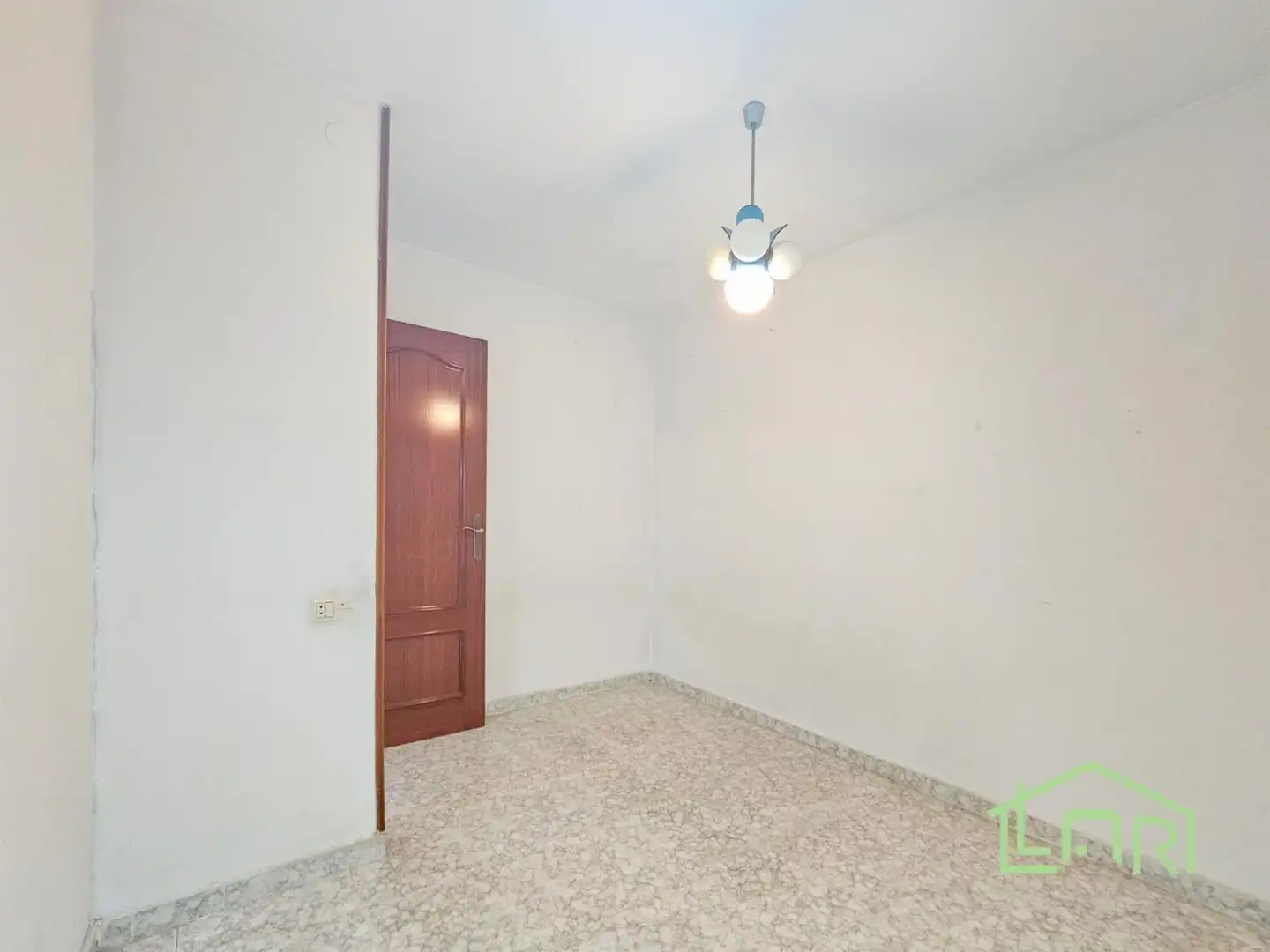 Dormitori de Pis en venda en Sant Feliu de Llobregat amb Aire condicionat, Calefacció i Balcó