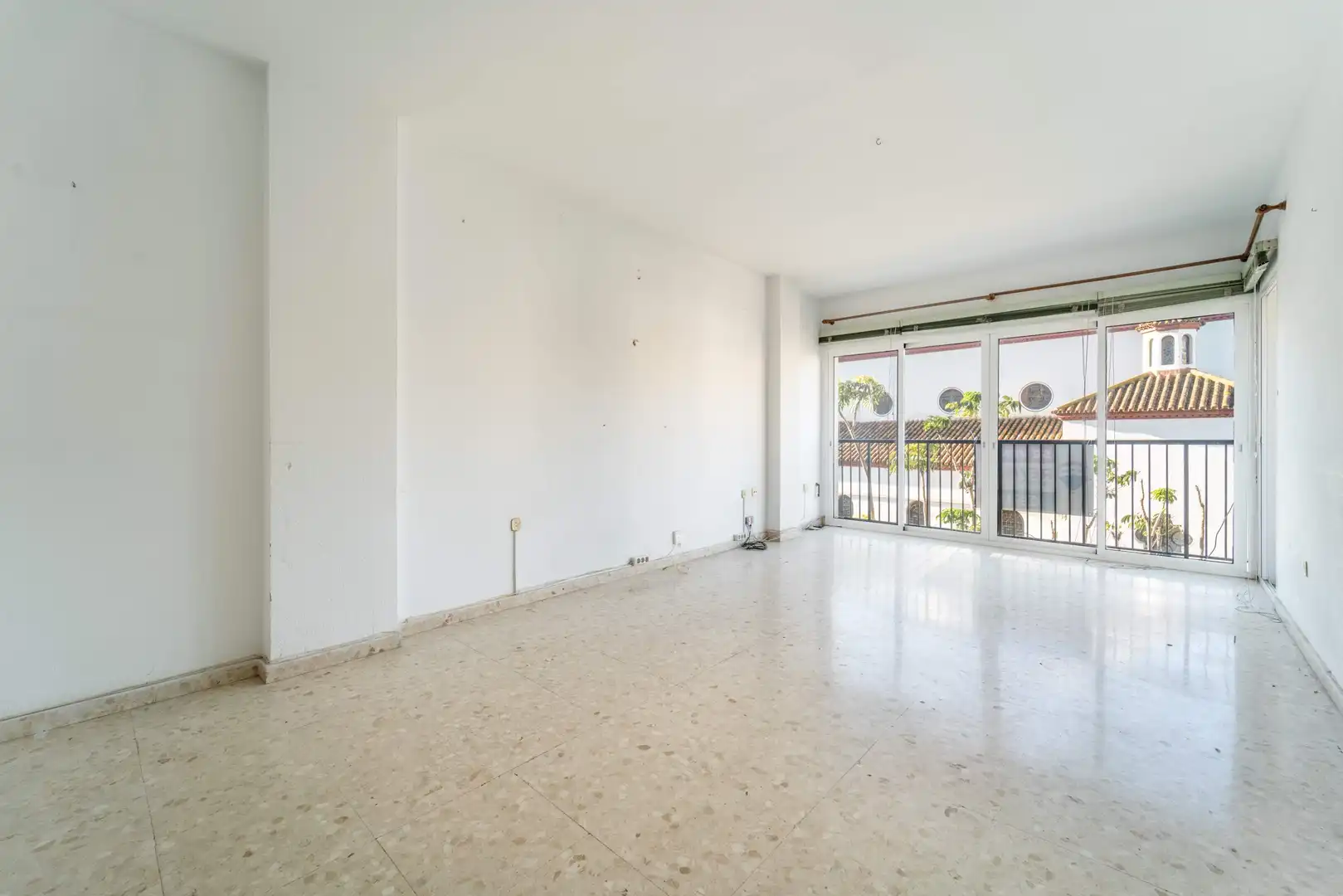 Sala d'estar de Pis en venda en Fuengirola amb Balcó