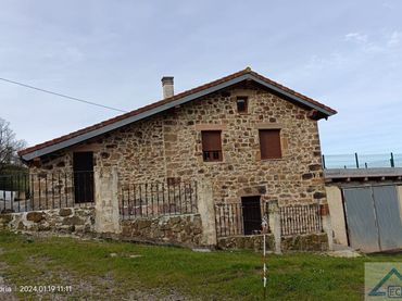 Casa rústica en venda a Diseminado