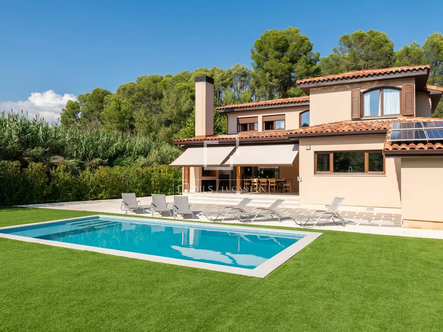 Garden of Houses for sale in Sant Cugat del Vallès  with Air Conditioner, Heating and Private garden