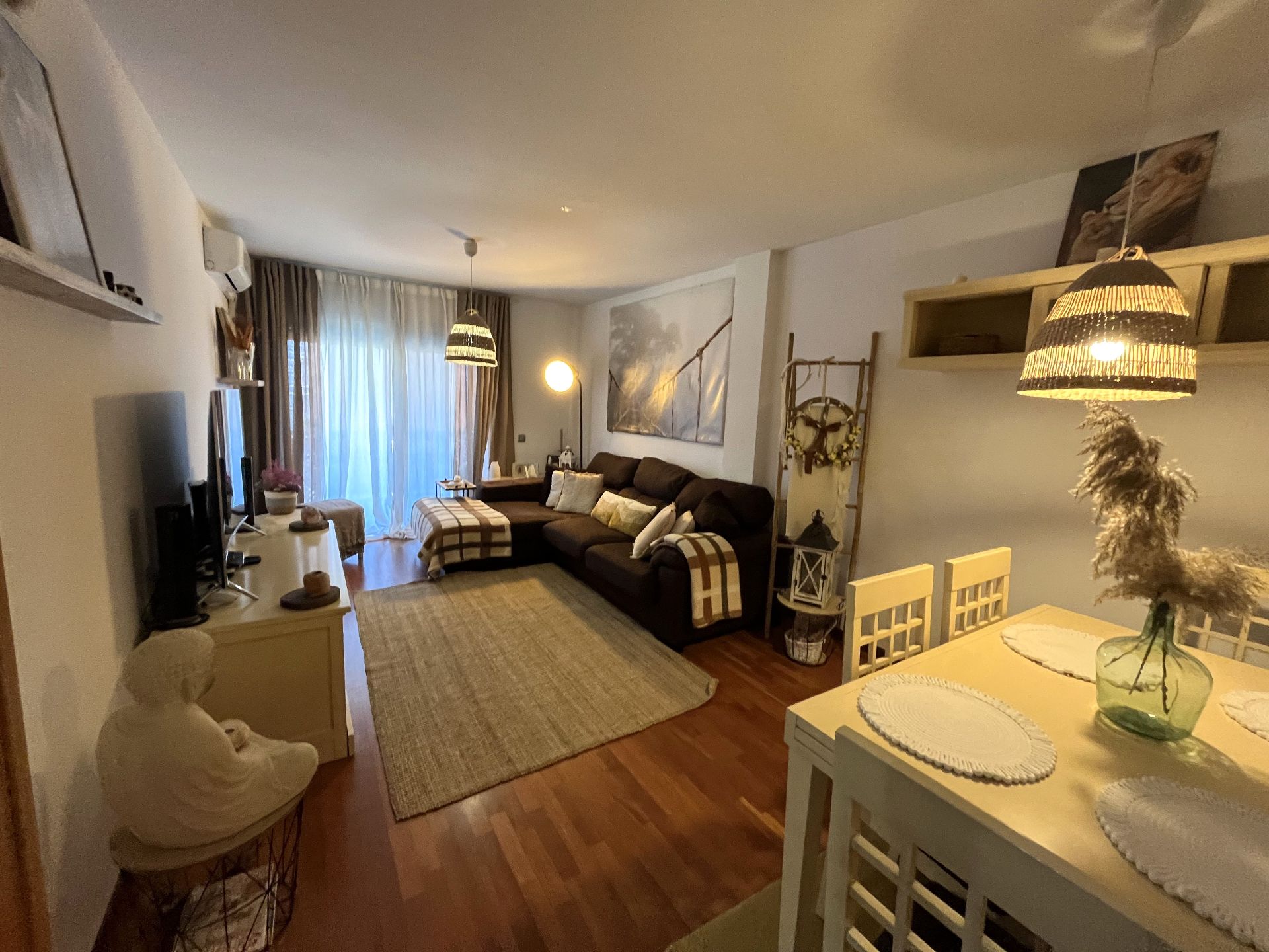 Living room of Flat for sale in Santa Coloma de Cervelló  with Air Conditioner, Heating and Parquet flooring
