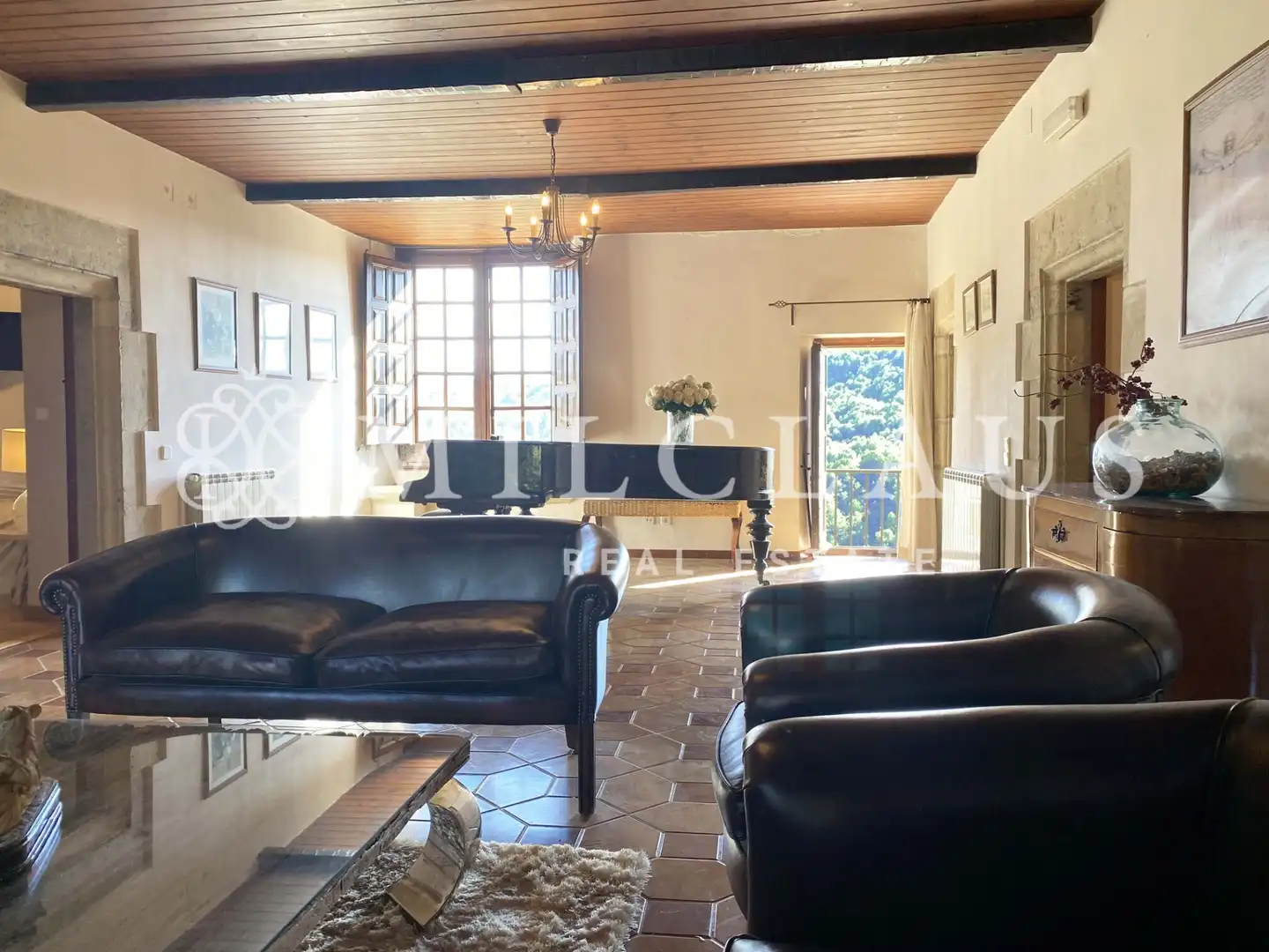 Sala d'estar de Finca rústica en venda en Talamanca amb Aire condicionat, Calefacció i Jardí privat