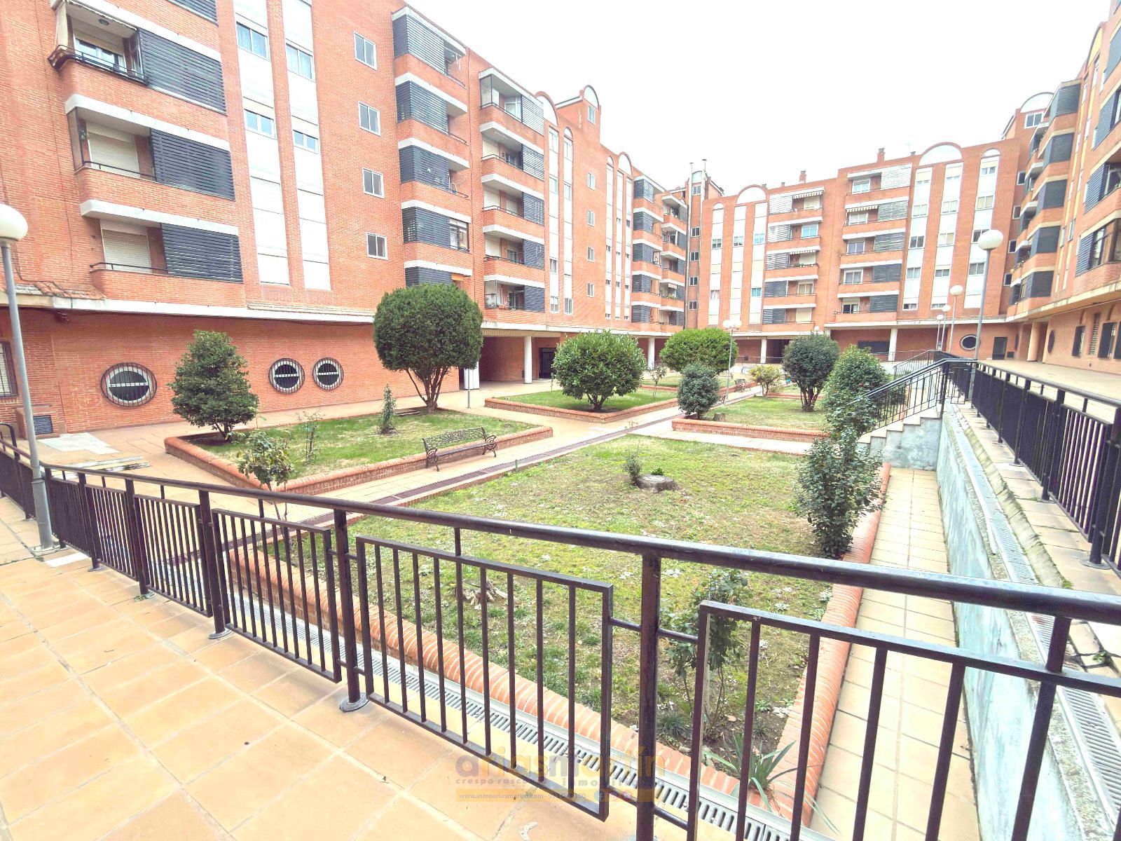 Exterior view of Flat to rent in Salamanca Capital  with Heating, Terrace and Furnished