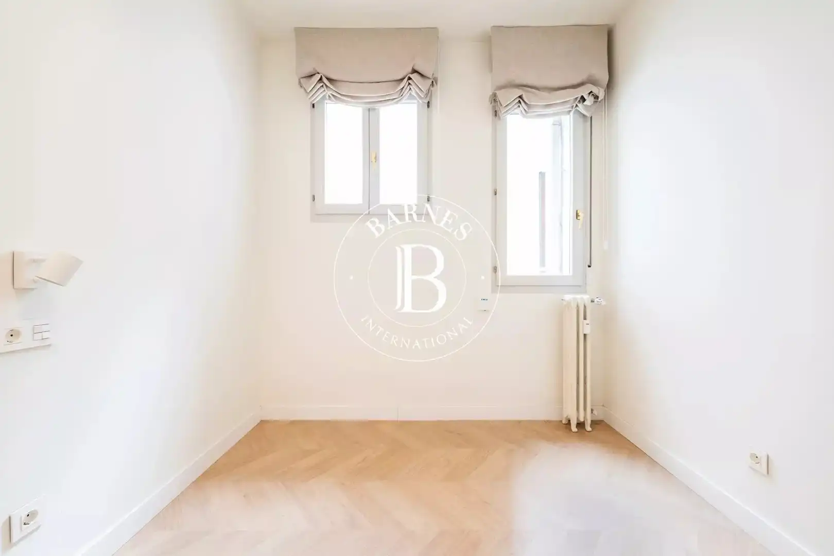 Bedroom of Flat for rent in Madrid  with Air Conditioner, Heating and Furnished