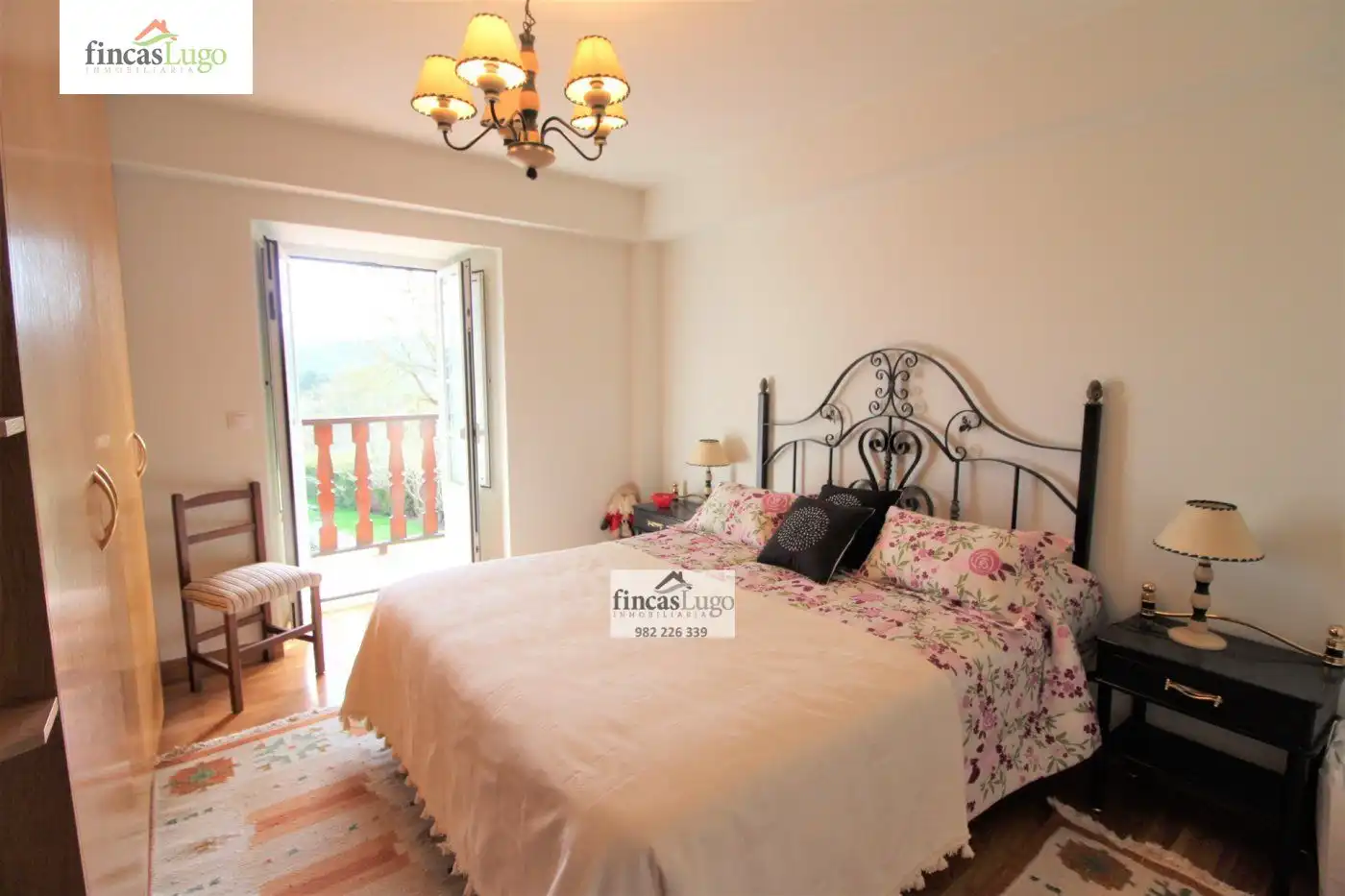 Habitación de Casa o chalet en venta en Lugo con Jardín privado, Terraza y Trastero