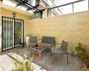 Terrassa de Casa adosada en venda en Las Gabias amb Aire condicionat, Calefacció i Jardí privat