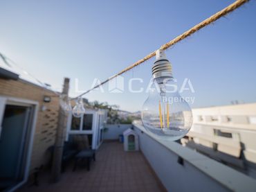 Dúplex amb balcó en venda a Carrer de Mèrida