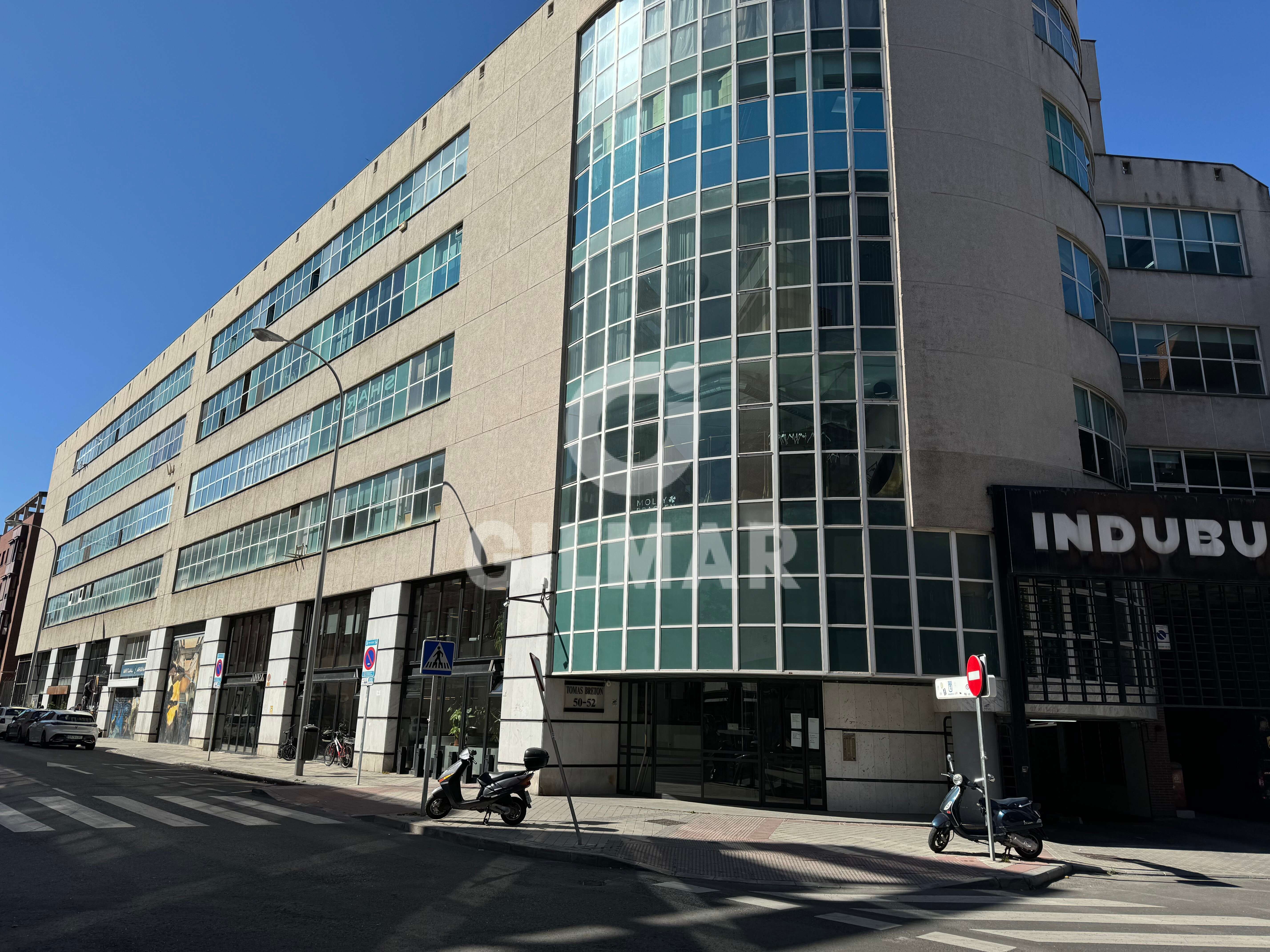 Vista exterior de Oficina en venda en  Madrid Capital amb Aire condicionat, Calefacció i Alarma