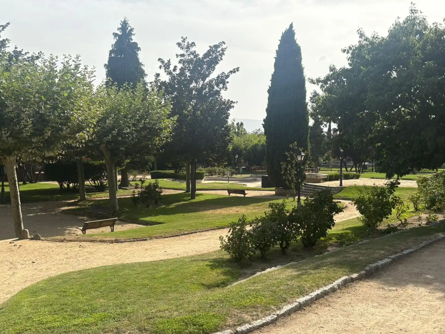 Jardí de Local de lloguer en Collado Mediano