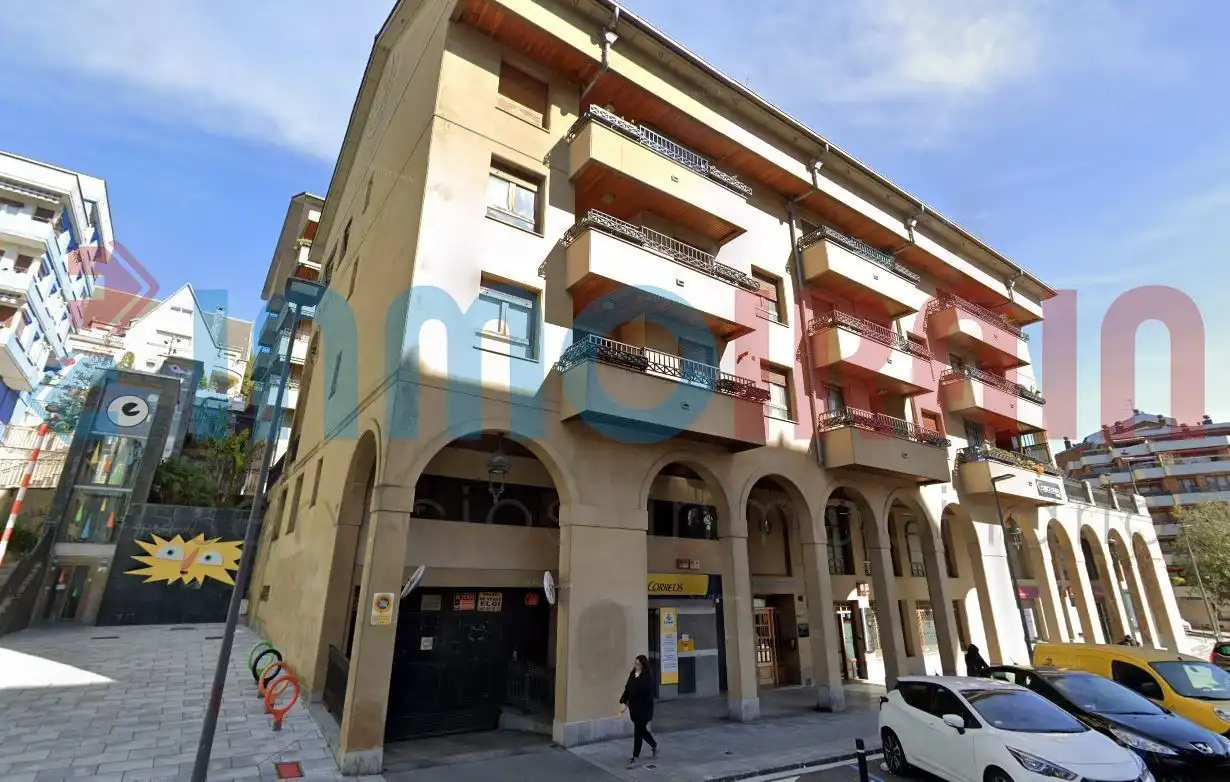 Parcheggio in vendita a Urbialde Plaza