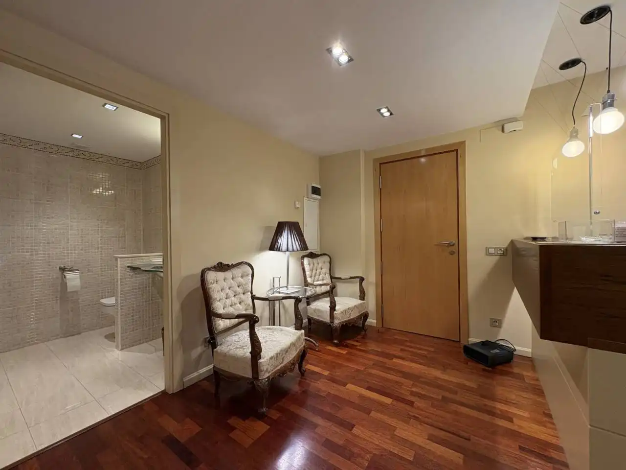 Maisonette zum Verkauf in La Seu d'Urgell mit Heizung, Parkett und Abstellraum