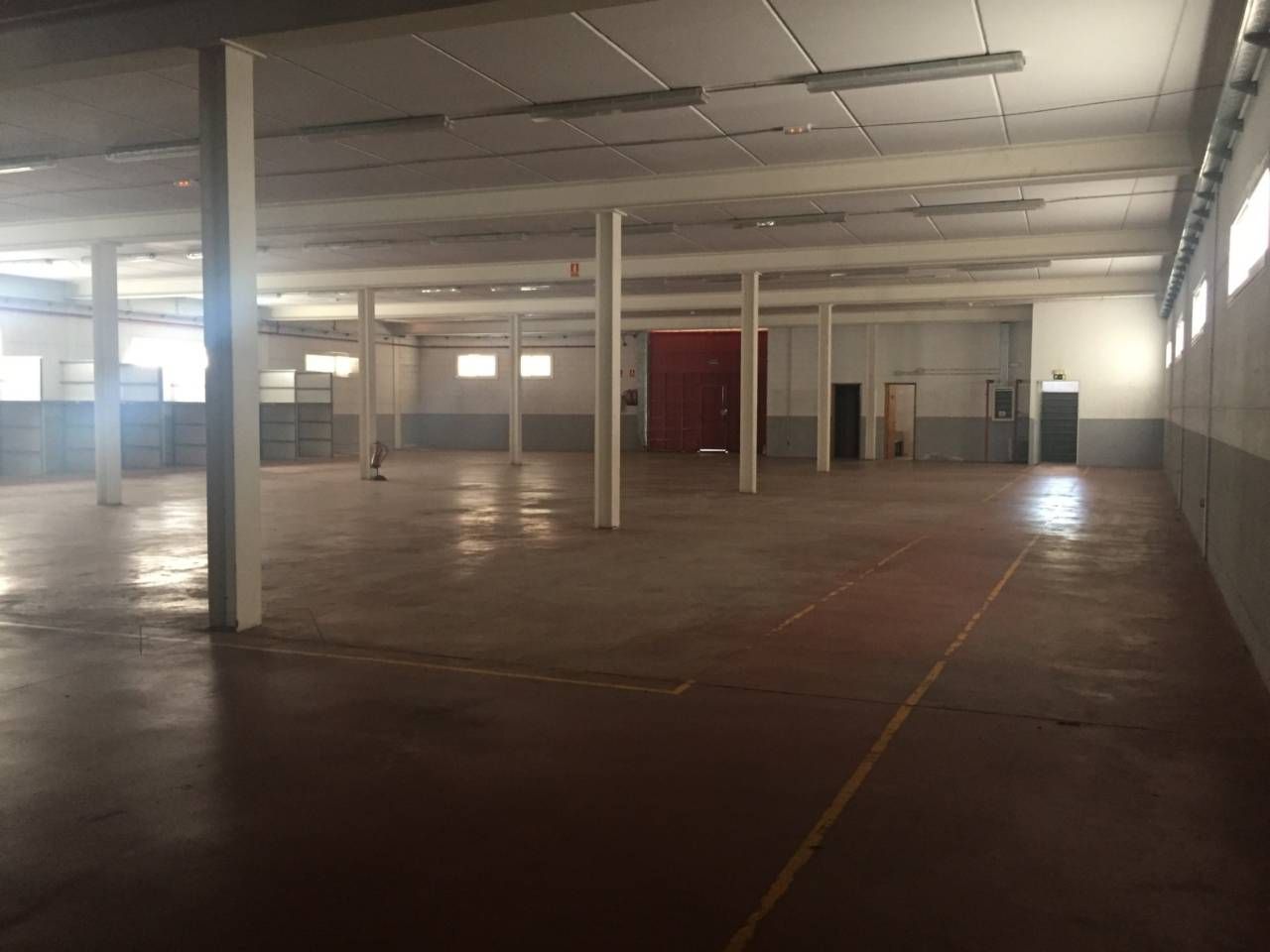 Nau industrial en venda en Pinto amb Alarma
