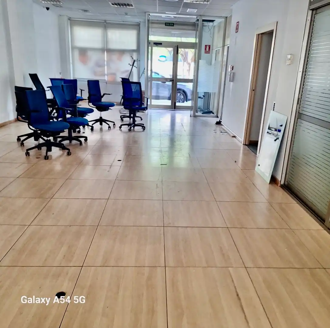 Local en venda en Albacete amb Aire condicionat, Calefacció i Moblat