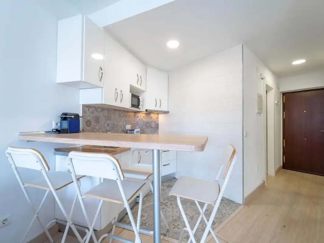 Cocina de Estudio en venta en Torremolinos con Aire acondicionado, Calefacción y Piscina