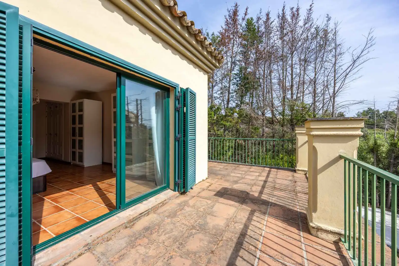 Terrassa de Casa adosada en venda en Sotogrande amb Jardí privat, Terrassa i Piscina