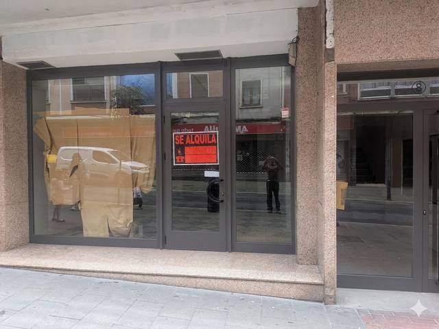 Local comercial en Alquiler en Calle Gipuzkoa Kalea, 8 en Centro