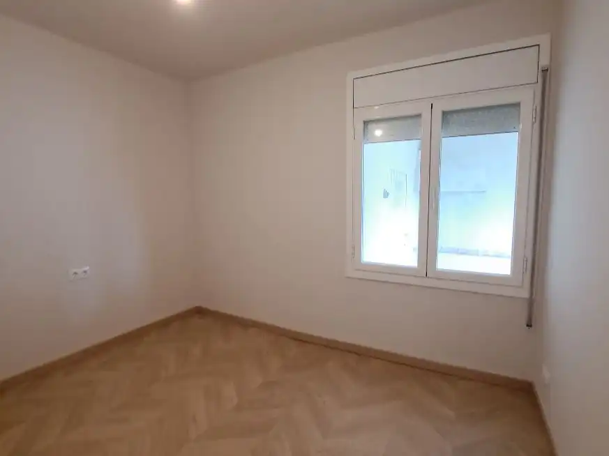 Bedroom of Houses for sale in Banyoles  with Air Conditioner, Terrace and Swimming Pool