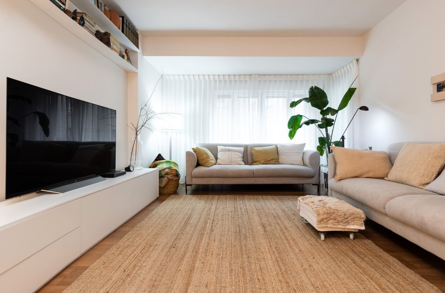 Sala d'estar de Pis en venda en Oviedo  amb Calefacció, Parquet i Terrassa