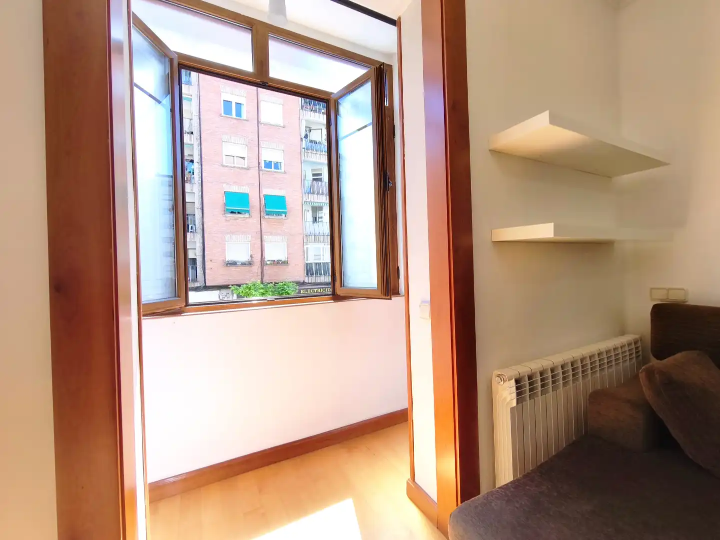 Habitación de Piso en venta en  Logroño con Calefacción y Terraza