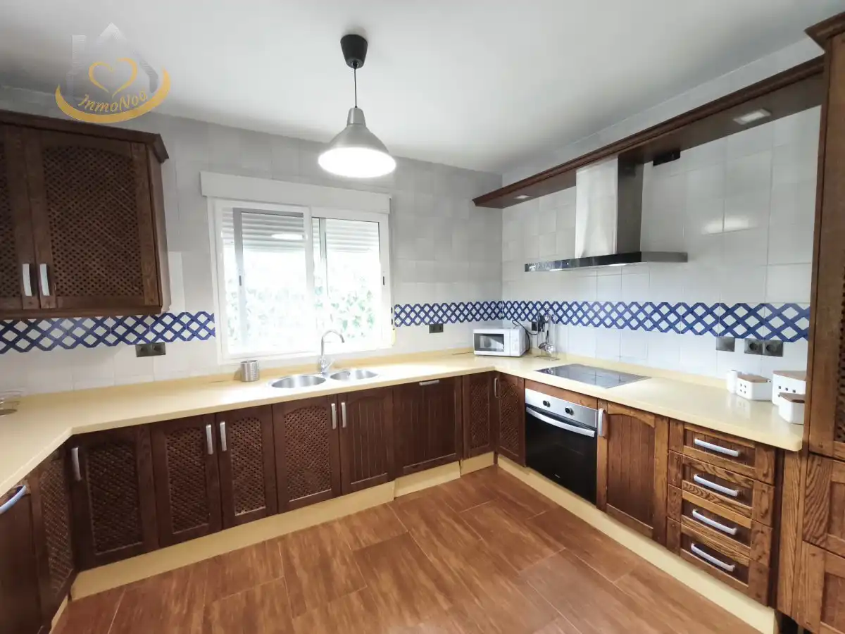 Cocina de Casa o chalet en venta en Cartaya con Aire acondicionado, Jardín privado y Terraza