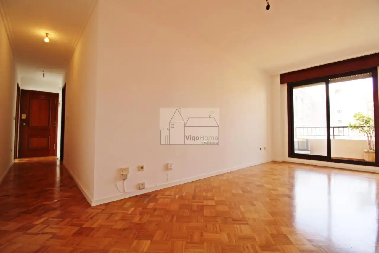 Sala de estar de Apartamento de alquiler en Vigo  con Parquet y Terraza