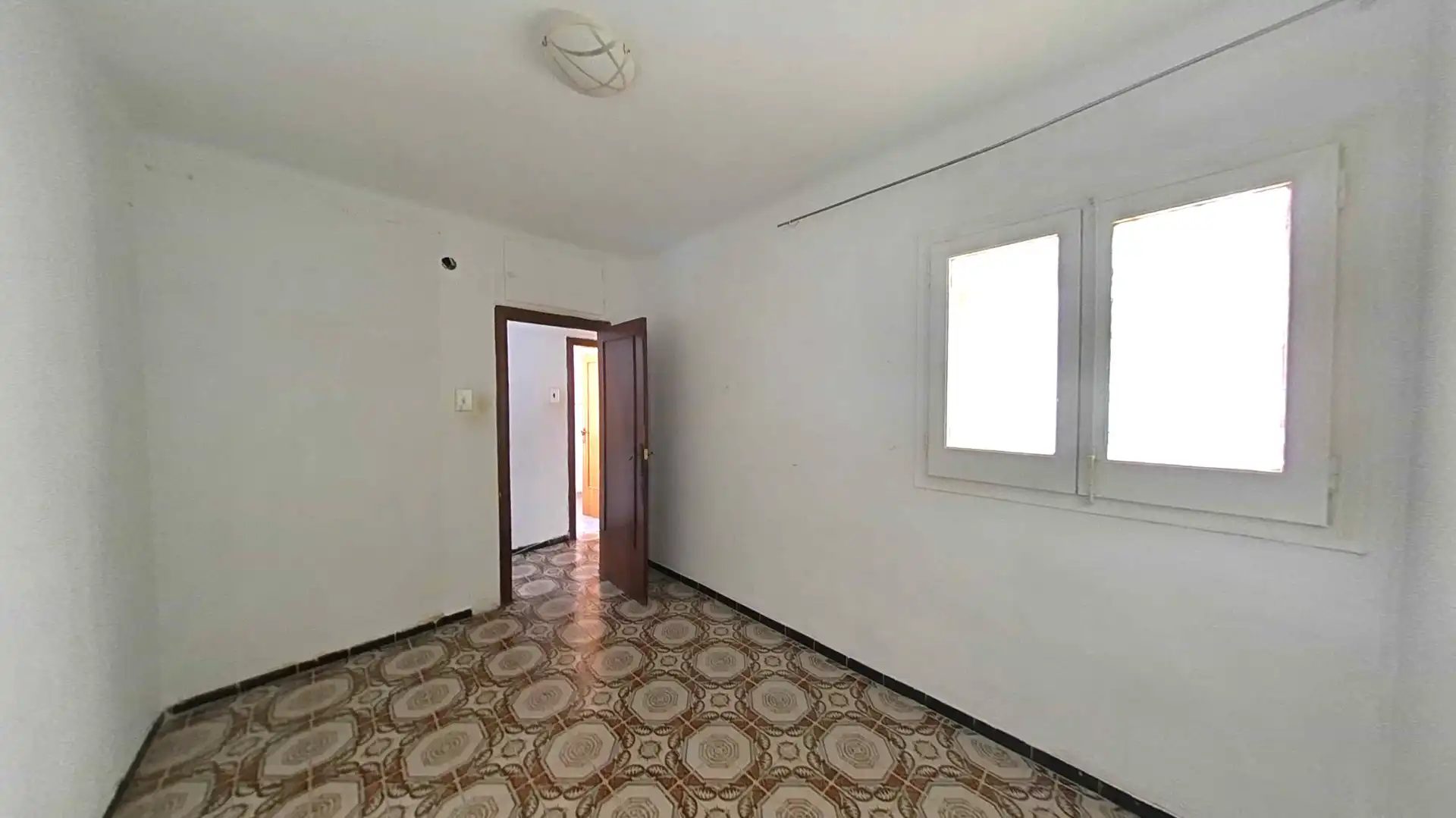 Habitación de Piso en venta en Badalona con Calefacción, Terraza y Balcón