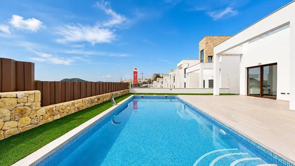 Casa amb piscina en venda a Calle de Mexic, imagen 4