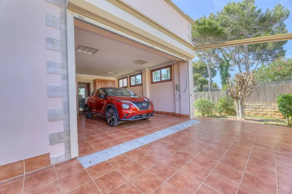 Parking de Casa o chalet en venta en Calvià con Aire acondicionado, Calefacción y Jardín privado