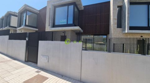 Foto 5 de Casa adosada en venta en Rua Areosa, San Pedro da Ramallosa, Nigrán