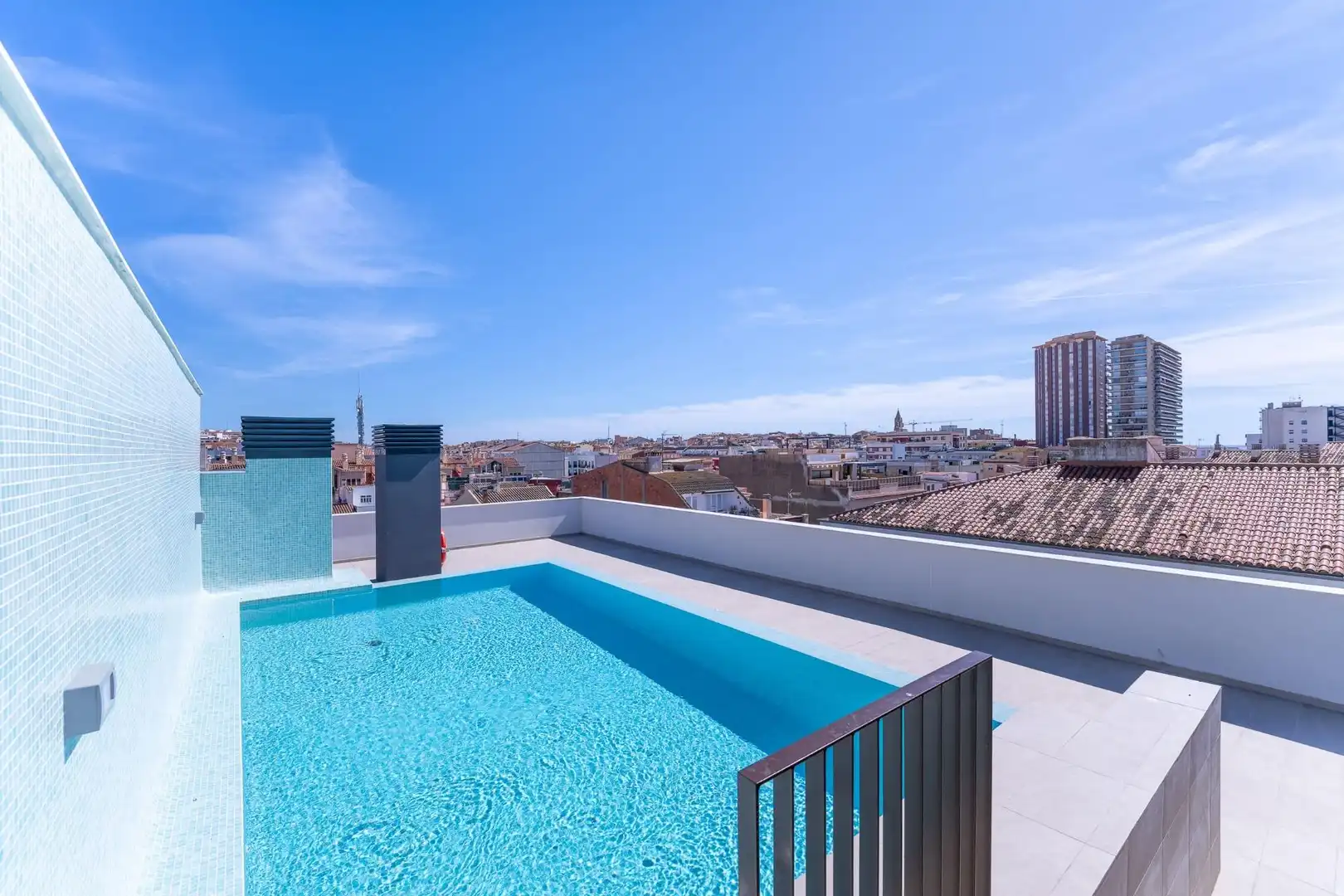 Piscina de Piso de alquiler en Palamós con Calefacción y Piscina comunitaria