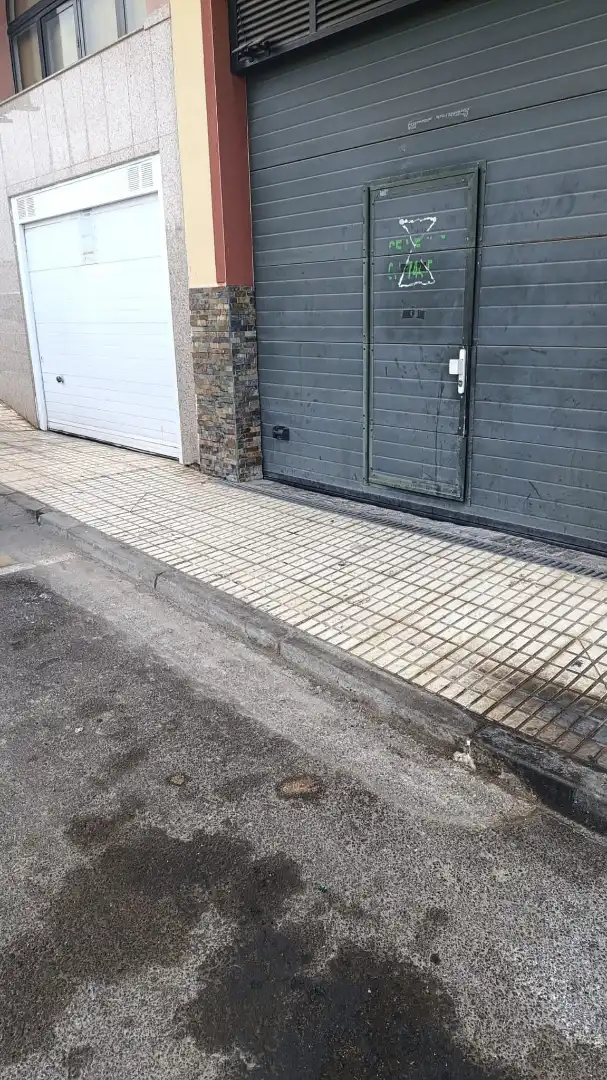 Local comercial en venda a Calle Fenix, imagen 3