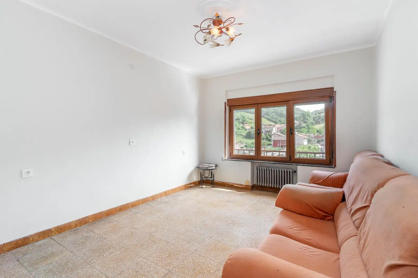 Living room of Flat for sale in Langreo  with Heating and Terrace