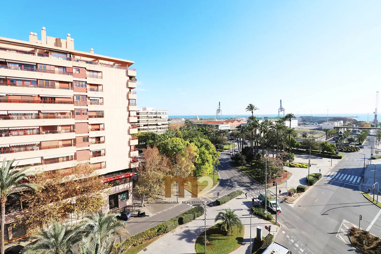 Apartamento con terraza en venta en Calle Moratín