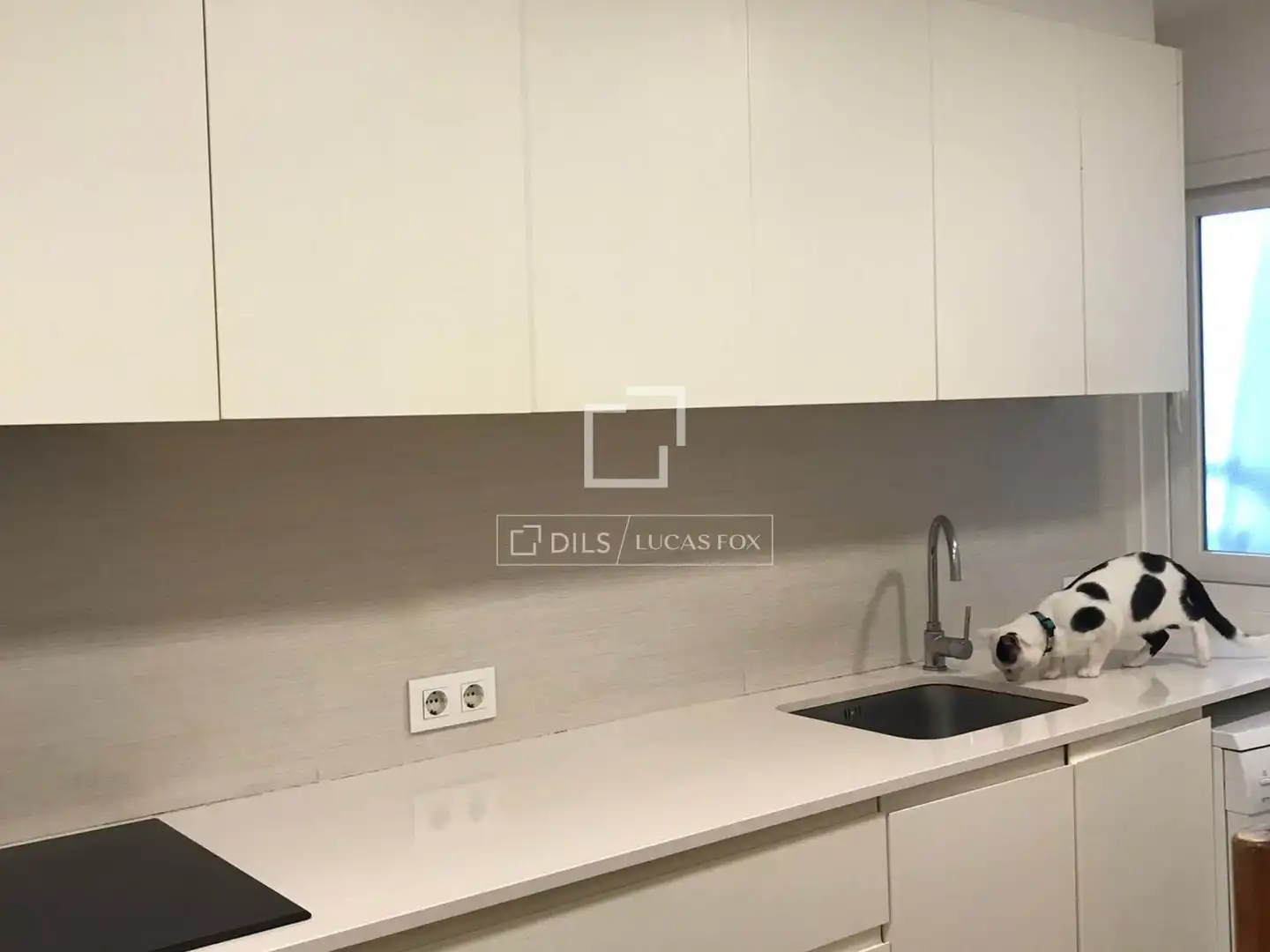 Cuina de Pis en venda en Ciutadella de Menorca amb Terrassa i Balcó
