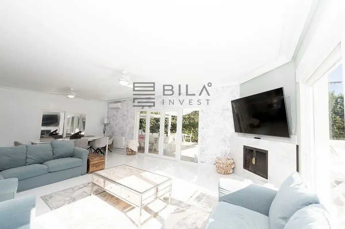 Villa con piscina in vendita a Guadalmemdina, imagen 10