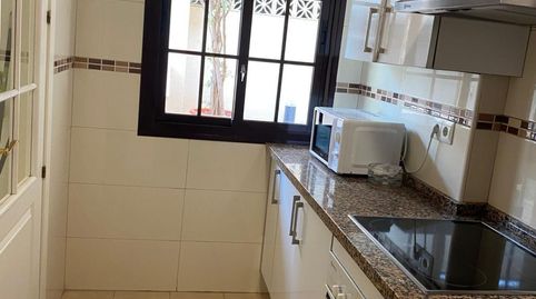 Foto 5 de Piso en venta en Hacienda Torrequebrada, Benalmádena