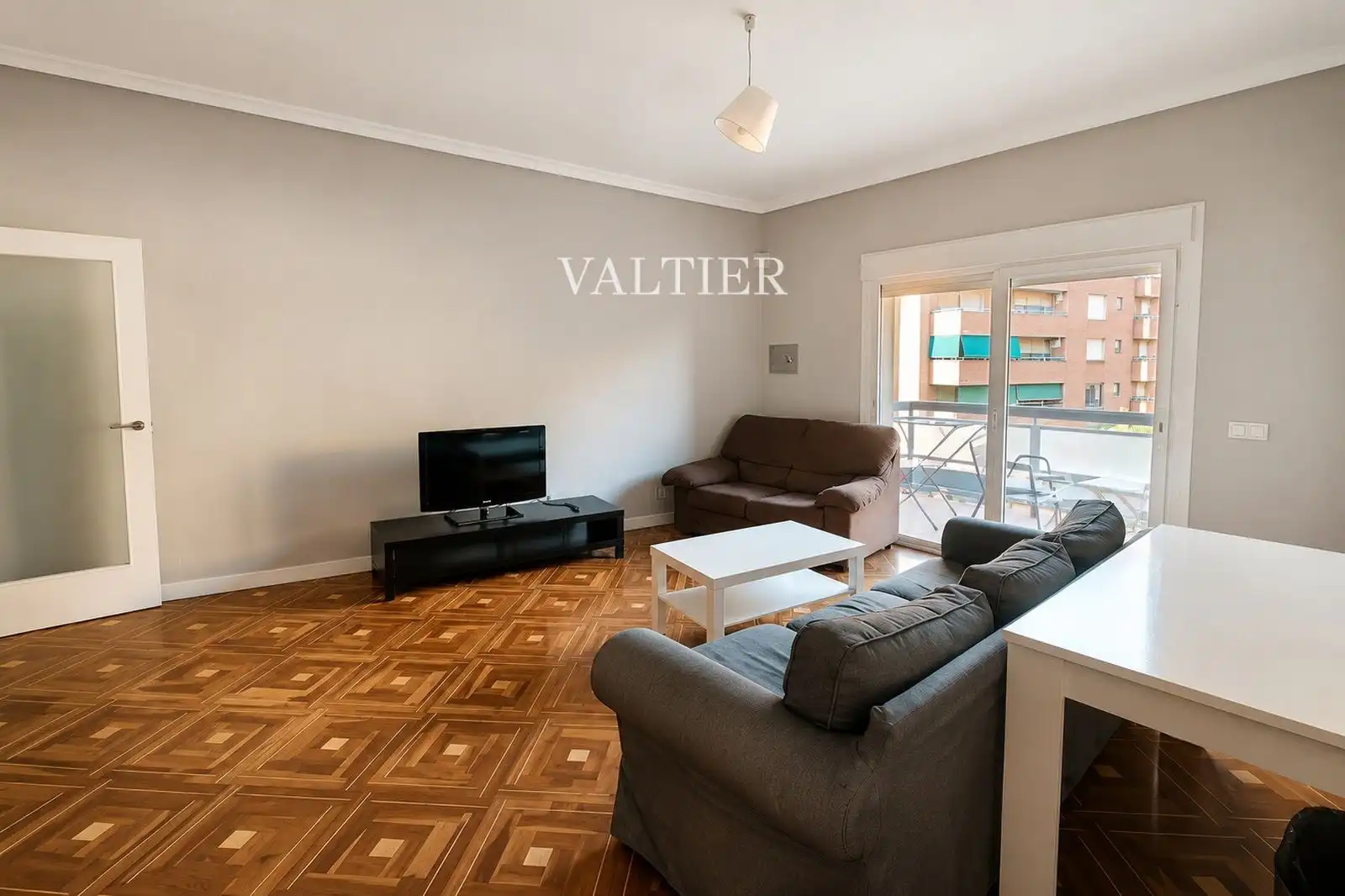 Wohnzimmer von Dachboden zur Miete in Madrid