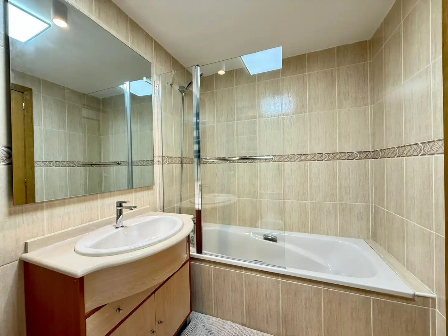 Baño de Piso de alquiler en Sagunto / Sagunt con Piscina comunitaria