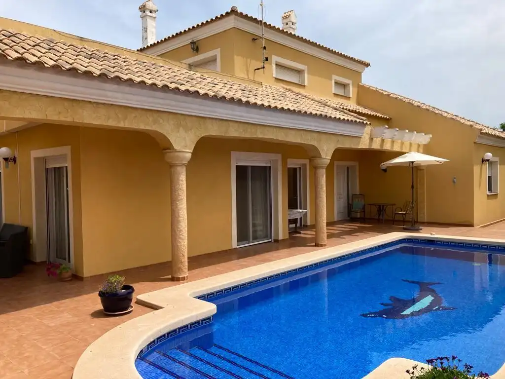 Casa o chalet en venta en Urbanización Veneziola B, 1321, Veneziola