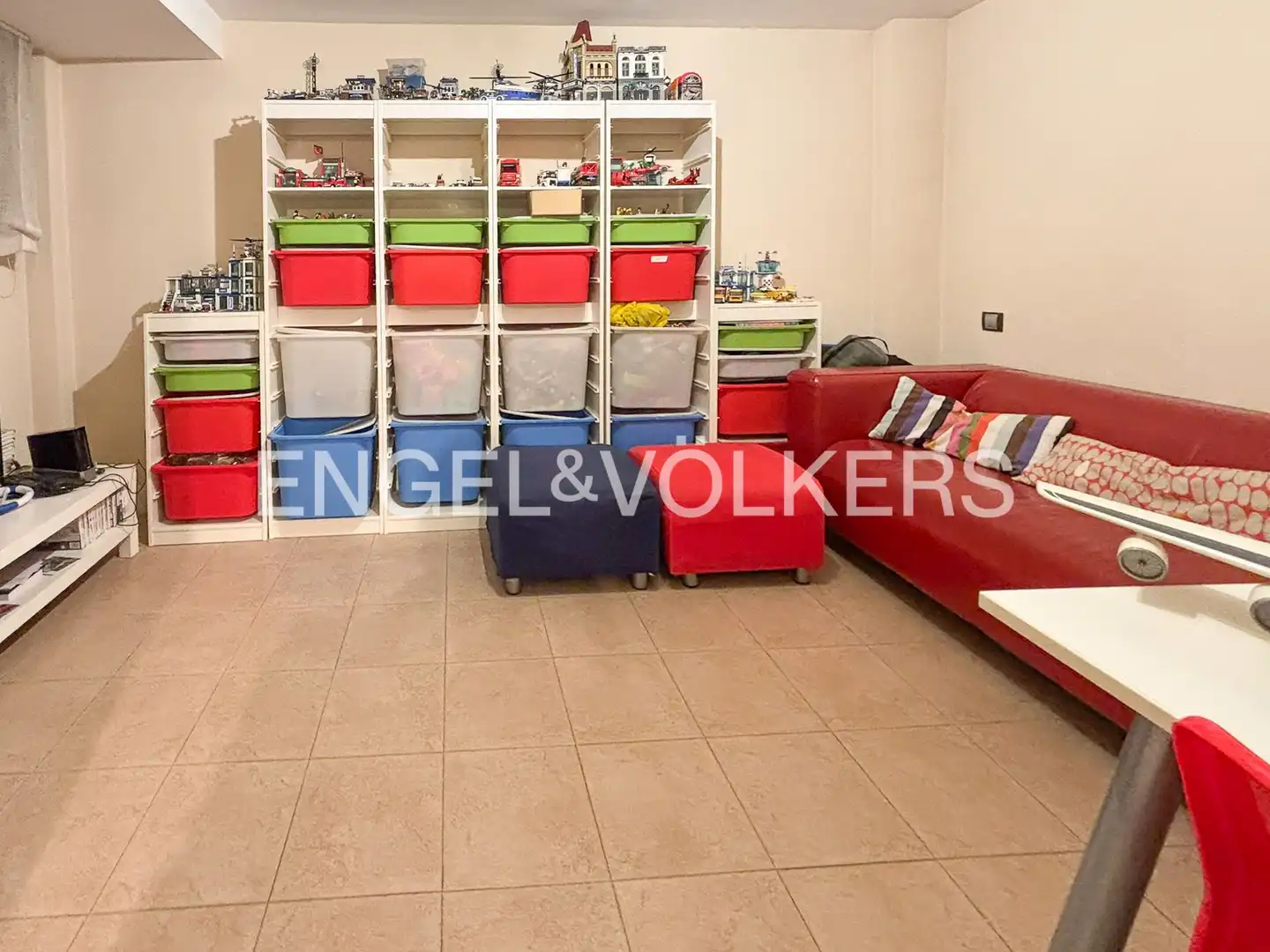 Casa adosada en venta en Las Rozas de Madrid con Aire acondicionado, Calefacción y Jardín privado
