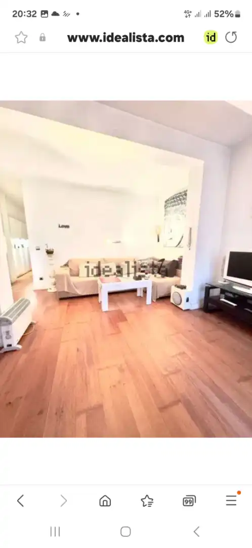 Sala d'estar de Casa adosada en venda en Cornellà de Llobregat amb Aire condicionat, Calefacció i Terrassa