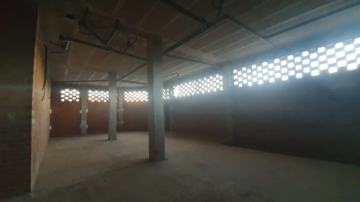 Business premises for sale in Av Pais Valencià, imagen 2