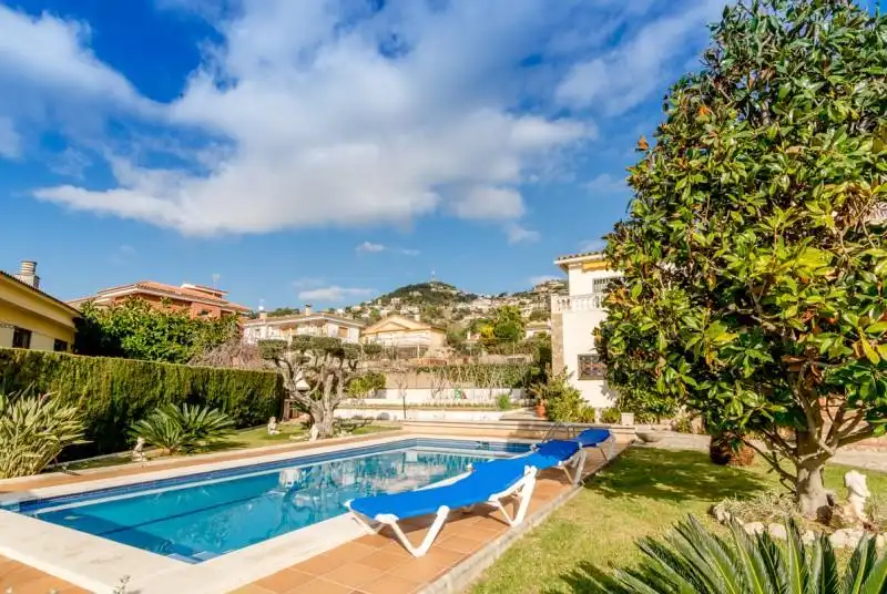 Jardín de Casa o chalet en venta en Lloret de Mar con Calefacción, Jardín privado y Piscina