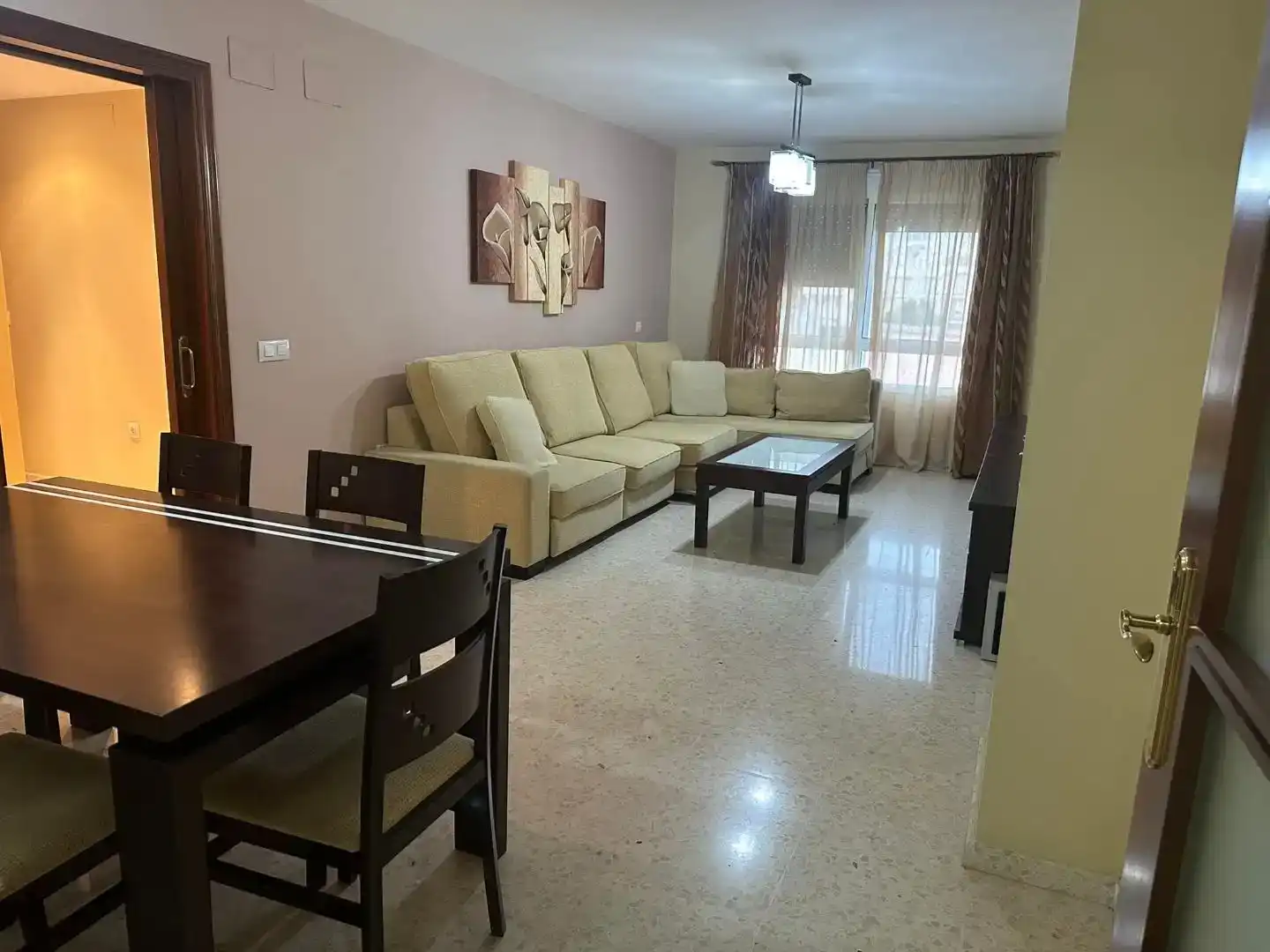 Wohnzimmer von Wohnung zur Miete in Rota mit Abstellraum und Möbliert